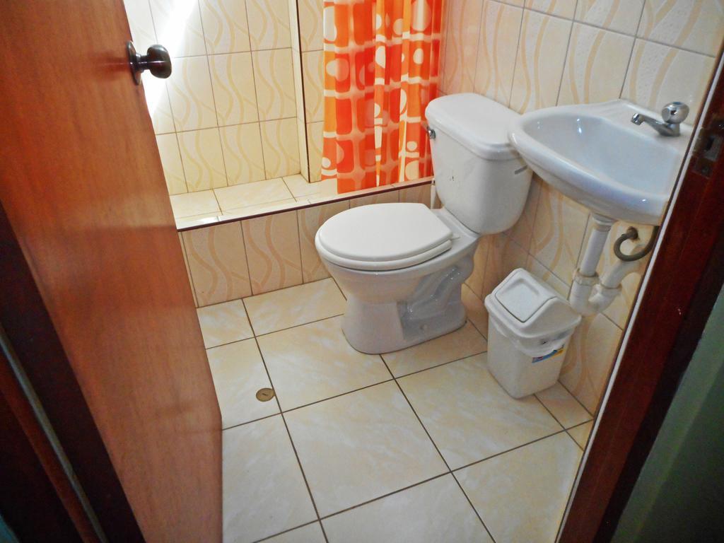 Hostal Geminis San Juan Bautista Zewnętrze zdjęcie
