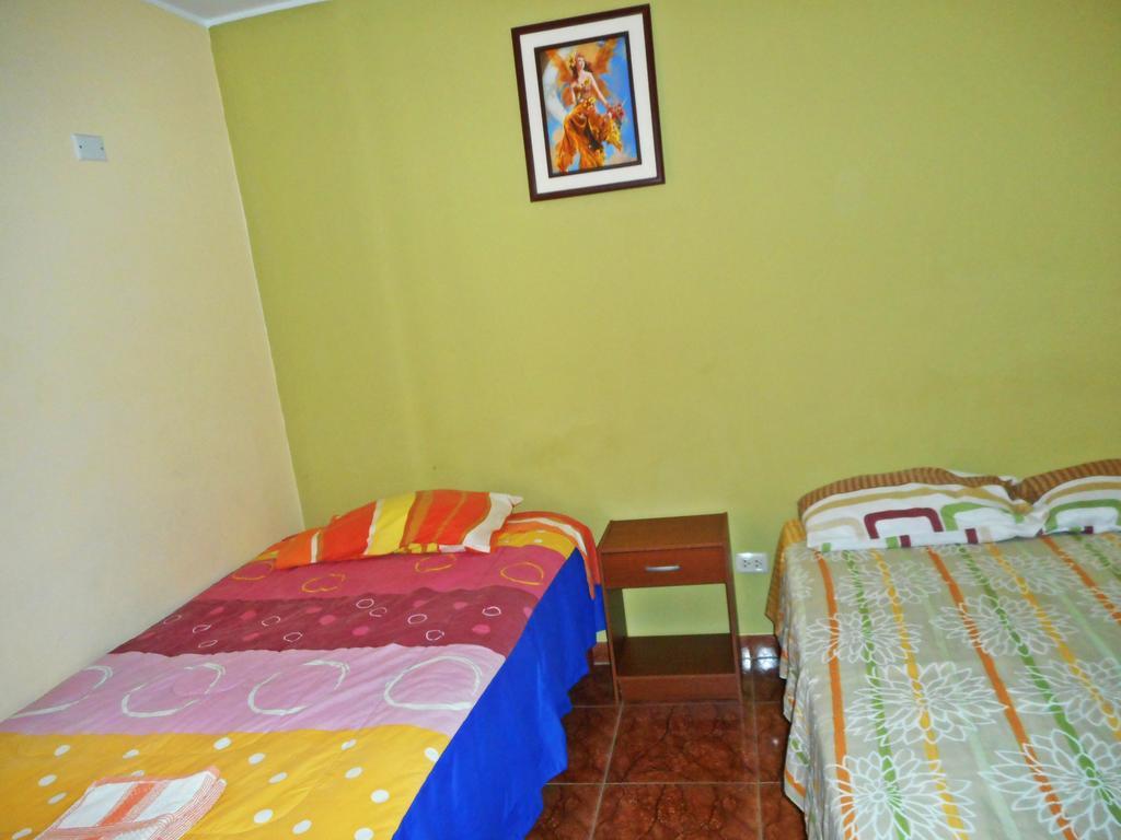 Hostal Geminis San Juan Bautista Zewnętrze zdjęcie
