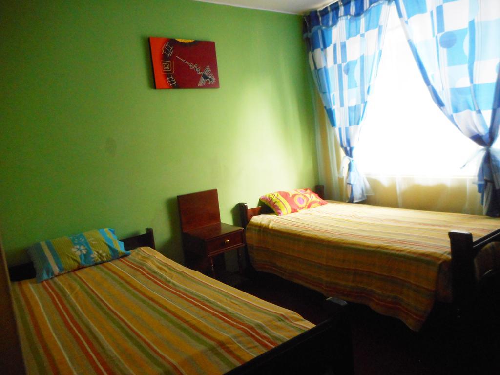 Hostal Geminis San Juan Bautista Zewnętrze zdjęcie