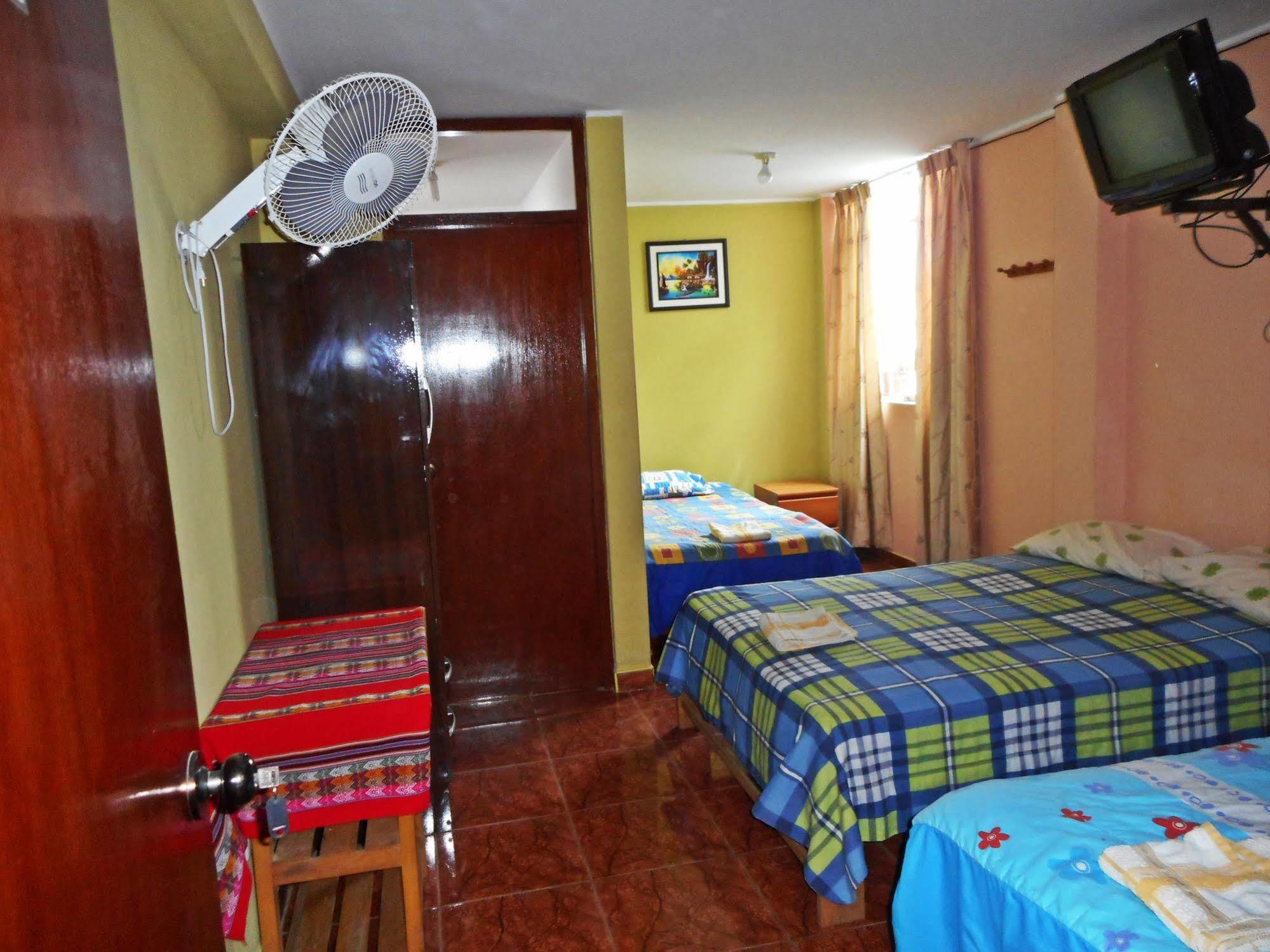 Hostal Geminis San Juan Bautista Zewnętrze zdjęcie