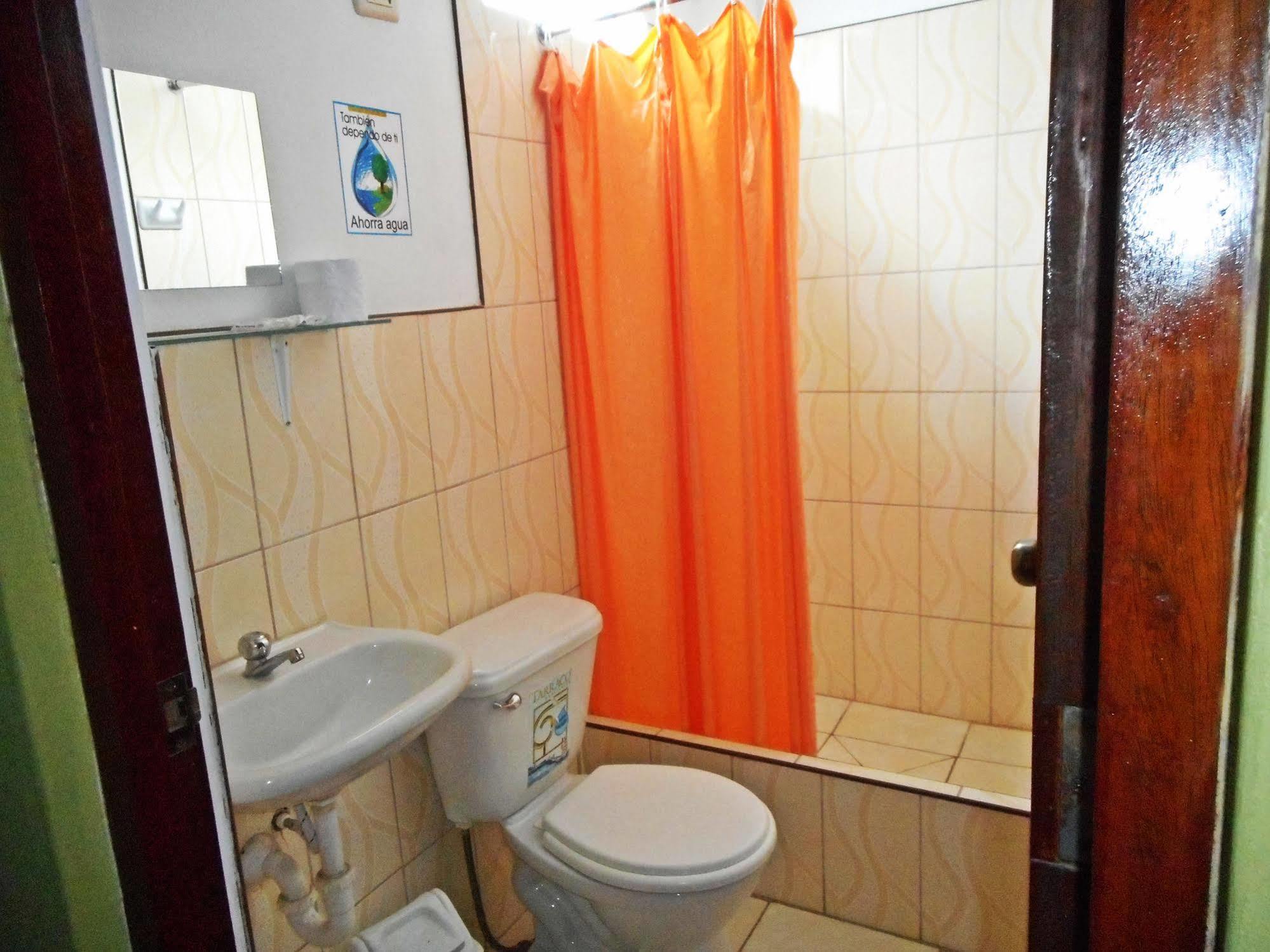 Hostal Geminis San Juan Bautista Zewnętrze zdjęcie