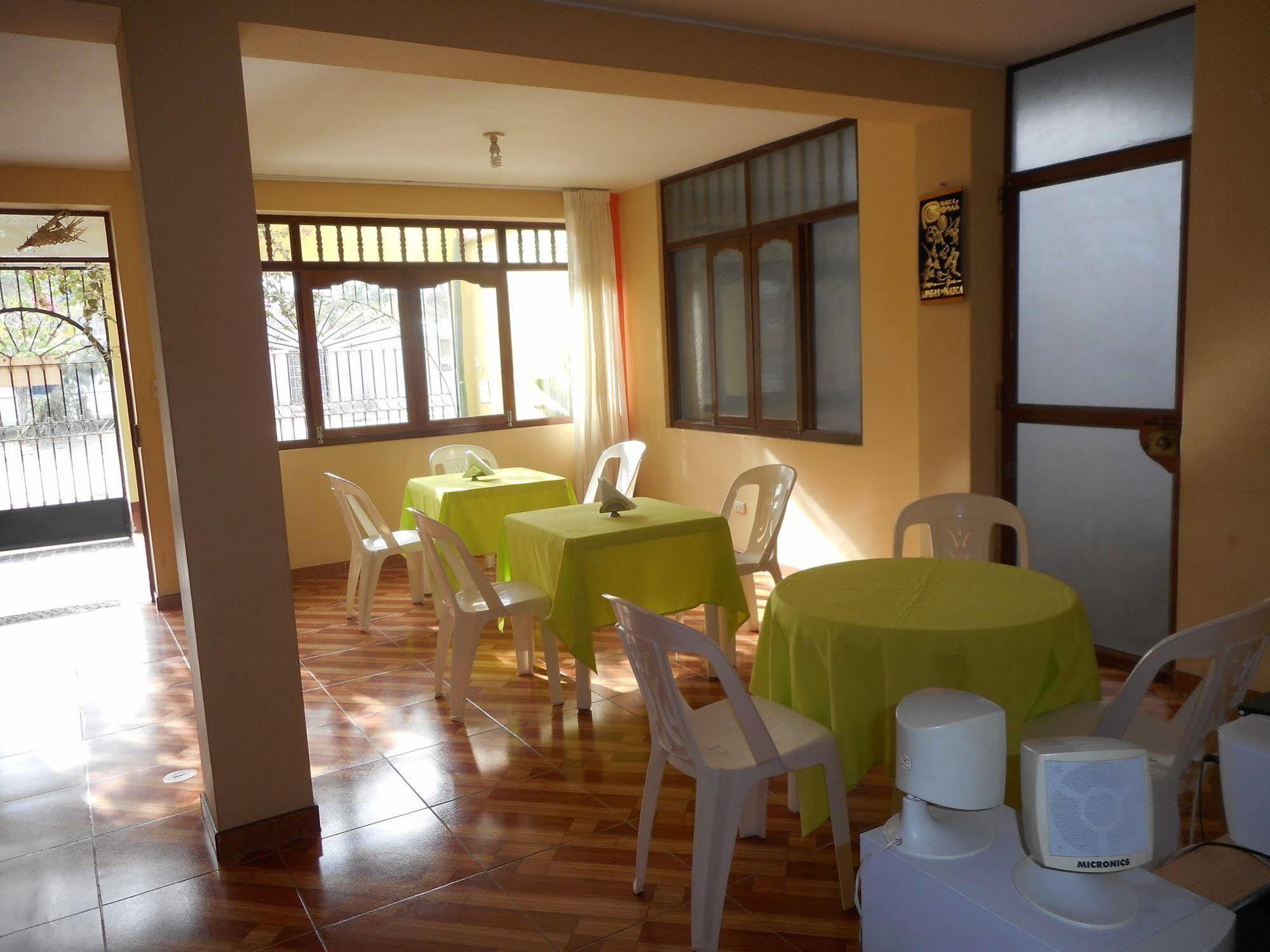 Hostal Geminis San Juan Bautista Zewnętrze zdjęcie