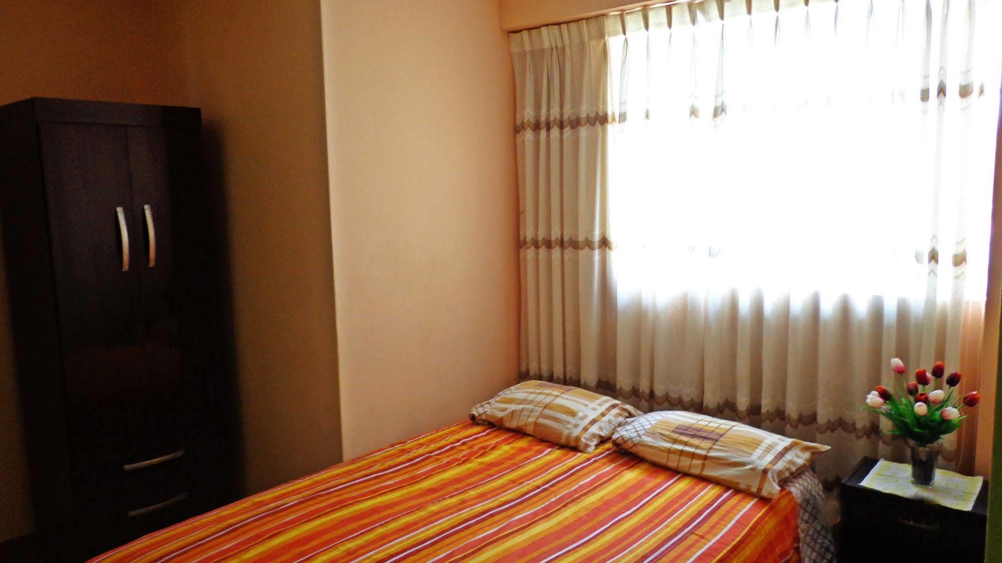 Hostal Geminis San Juan Bautista Zewnętrze zdjęcie
